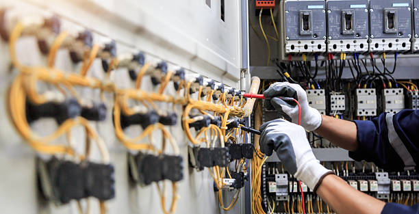 Professional Electrician technician working in Goddard, KS